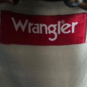Wrangler short sleeve button down shirt
